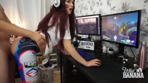 My girlfriend is addicted to video games, but she also likes sex