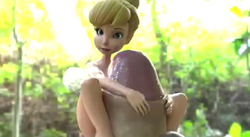 tinker bell y su amiga sacando su tesoro perdido,leche en ves de miel