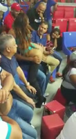 VARIAS STRIPPER DOMINICANAS entran al coliseo a mostrar sus curvas y bailar en publico