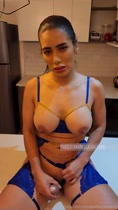 Video porno de anabella galeano masturbandose con un vibrador